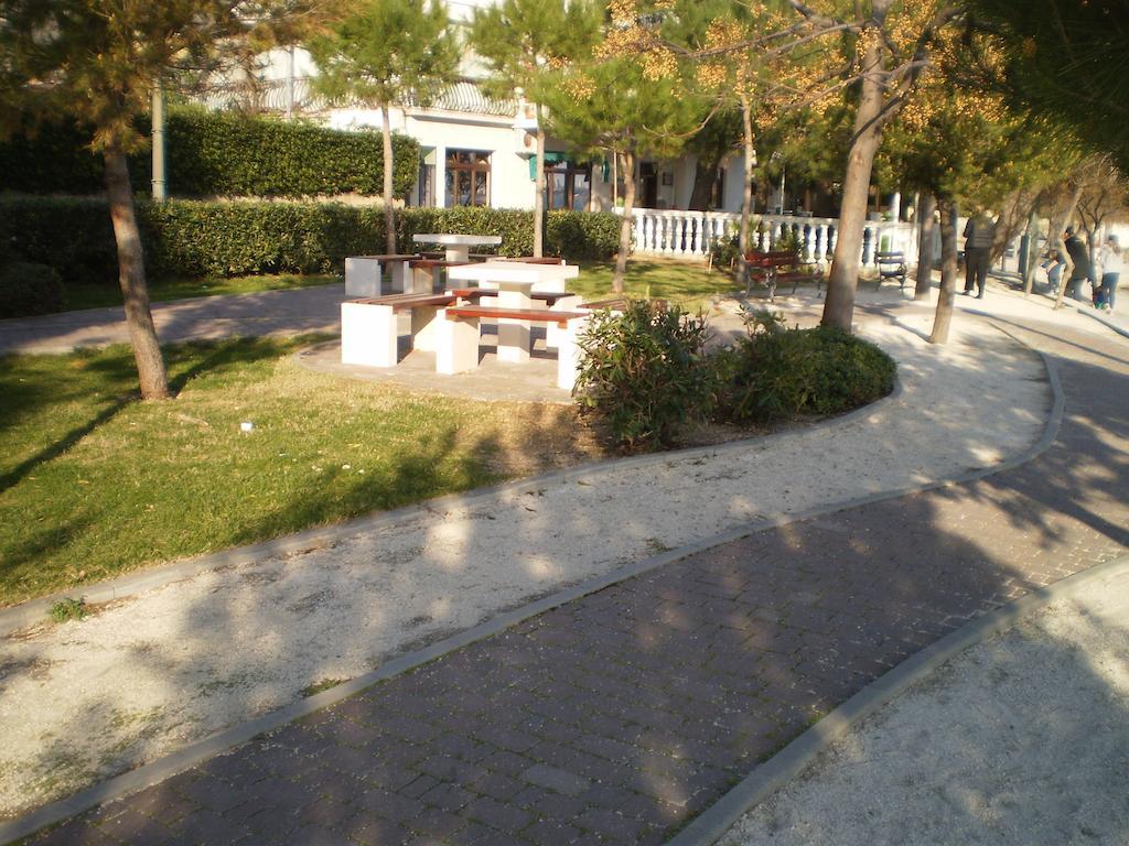 Apartments Kanajet Kaštela Екстериор снимка